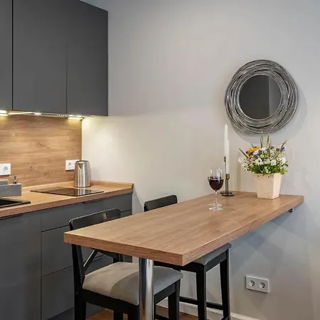 Apartment Jakob Prestige Wi-fi And Parking Berlin